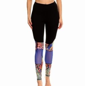 Fitness fashion multi mesh print leggings